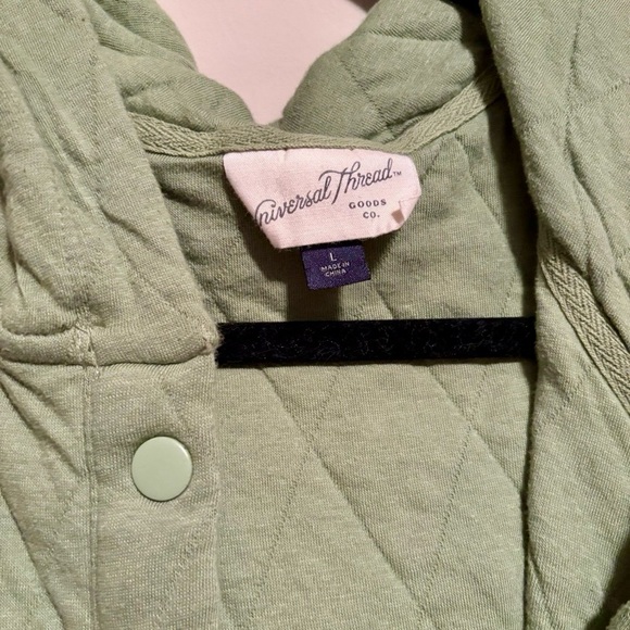 Universal Thread quilted pullover hoodie - Picture 2 of 4